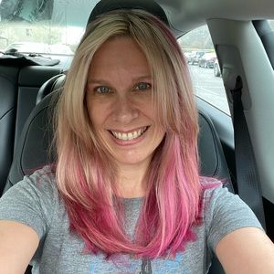 Meet your Posher, Amy